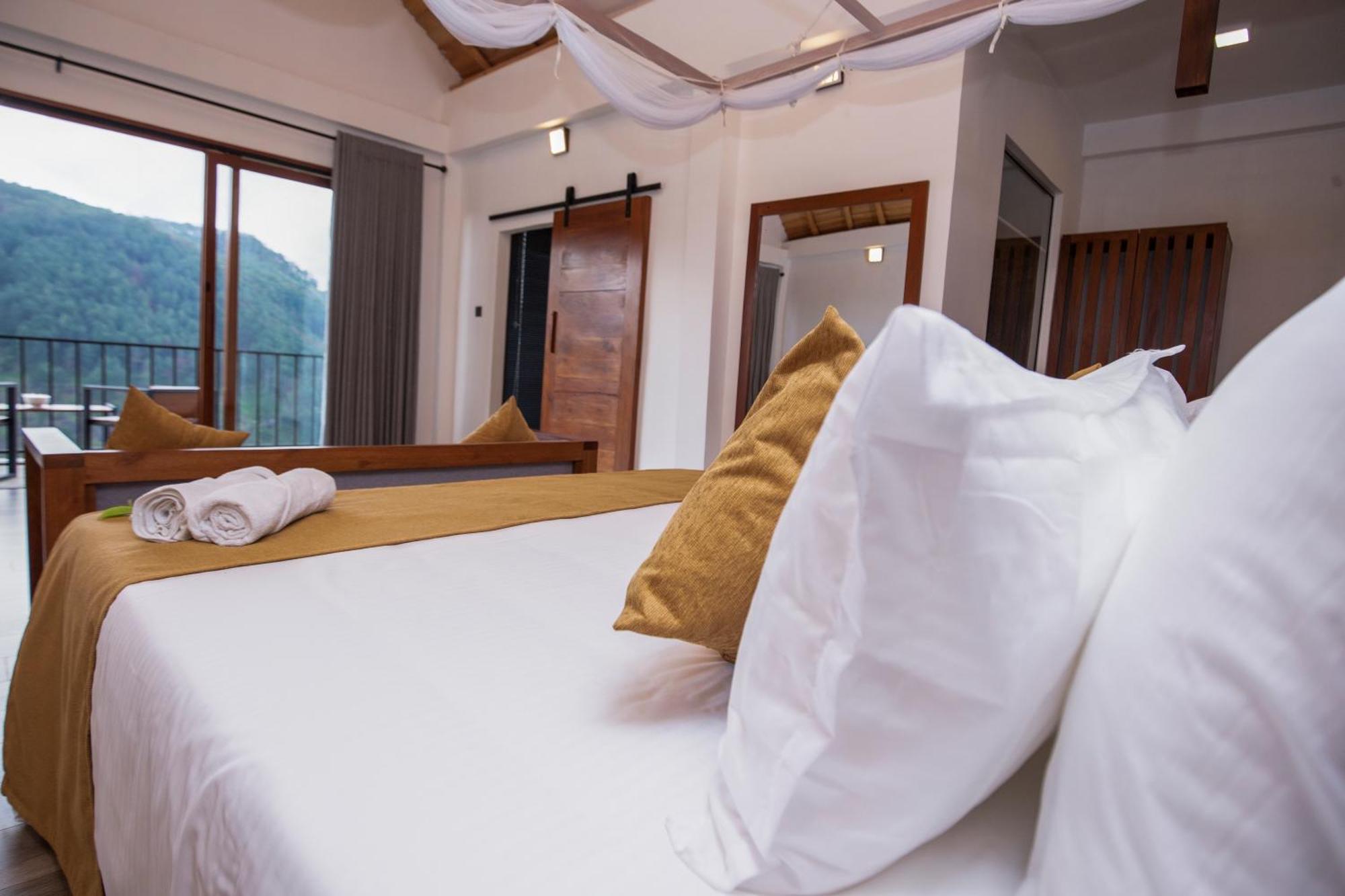 Dowa Elegance Resort Елла Екстер'єр фото