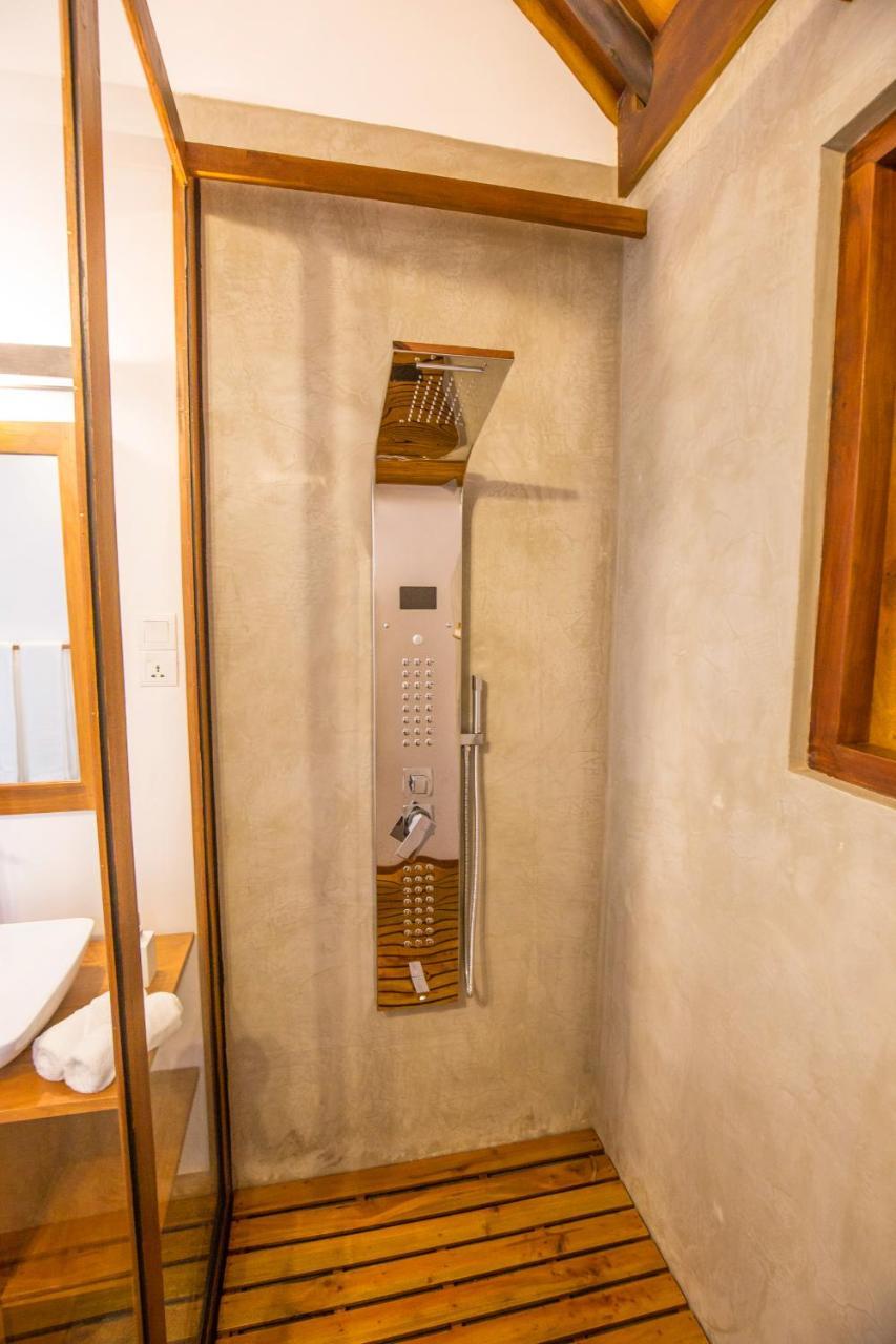 Dowa Elegance Resort Елла Екстер'єр фото